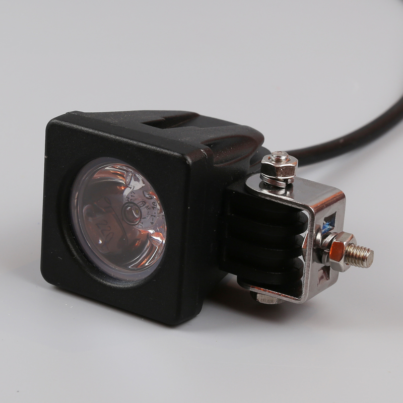 IP68 Waterproof LED Fog Lights - Die-cast aluminum housing with stainless steel bracket