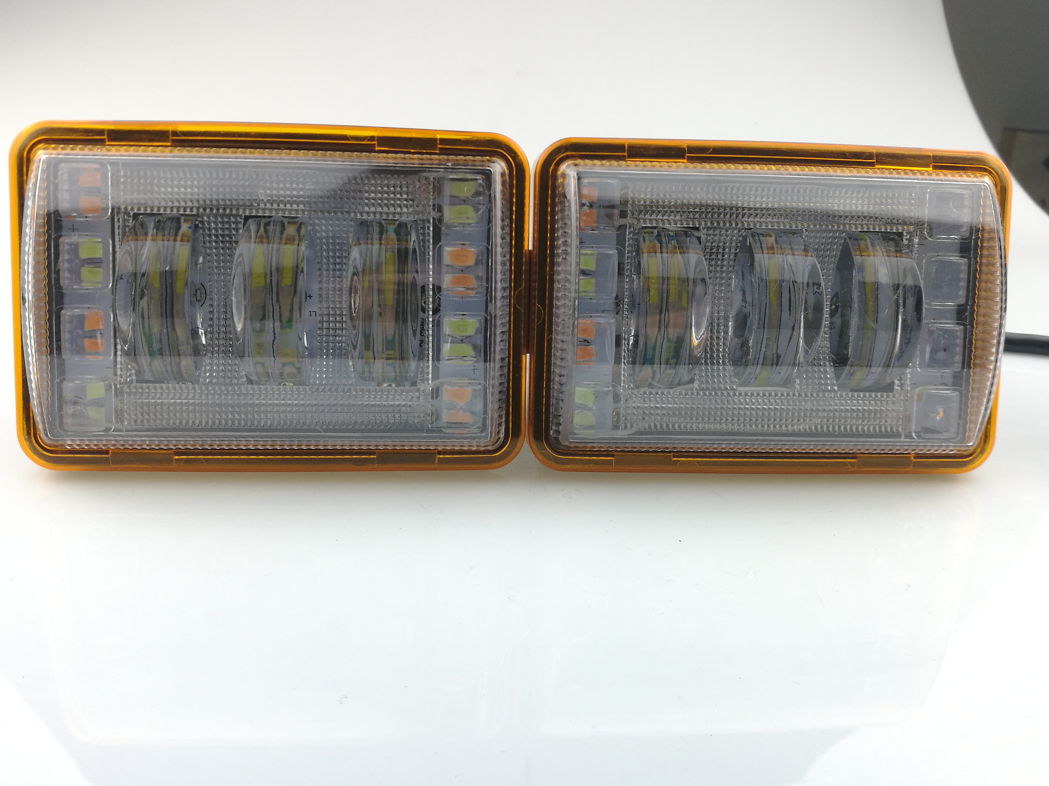 12/24V Heavy-Duty LED Fog Lights - For Russian Tractors And Forklifts.